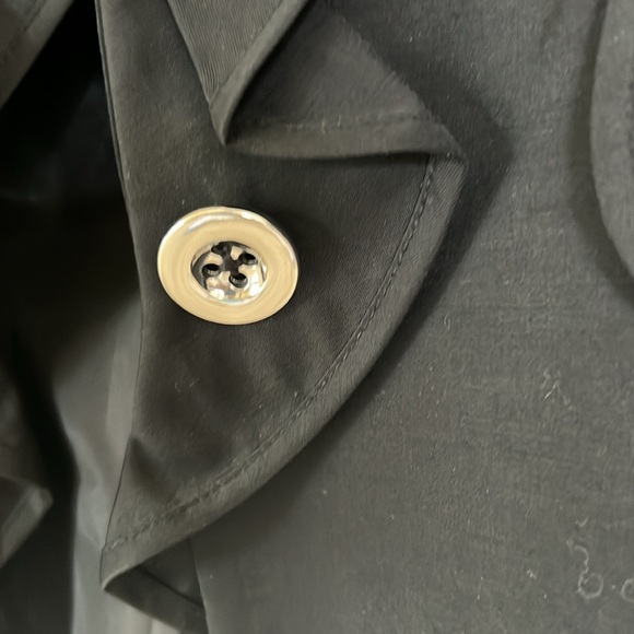 Black lightweight jacket ruffles from Black House White market medium women’s - Picture 6 of 8